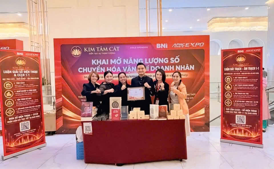 Đội ngũ Kim Tâm Cát tại gian hàng BNI APAC SME Expo 2026